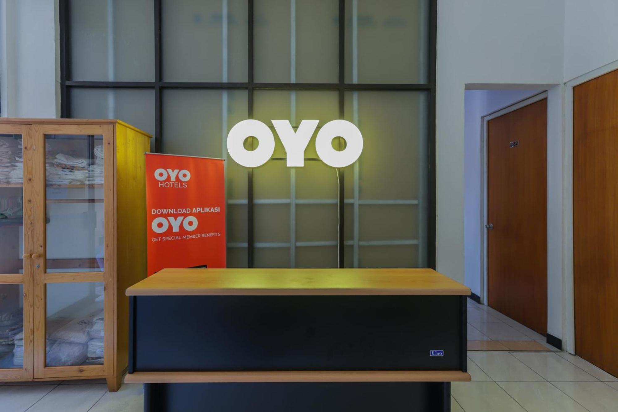 Super Oyo 866 Idola Residence Джакарта Екстер'єр фото